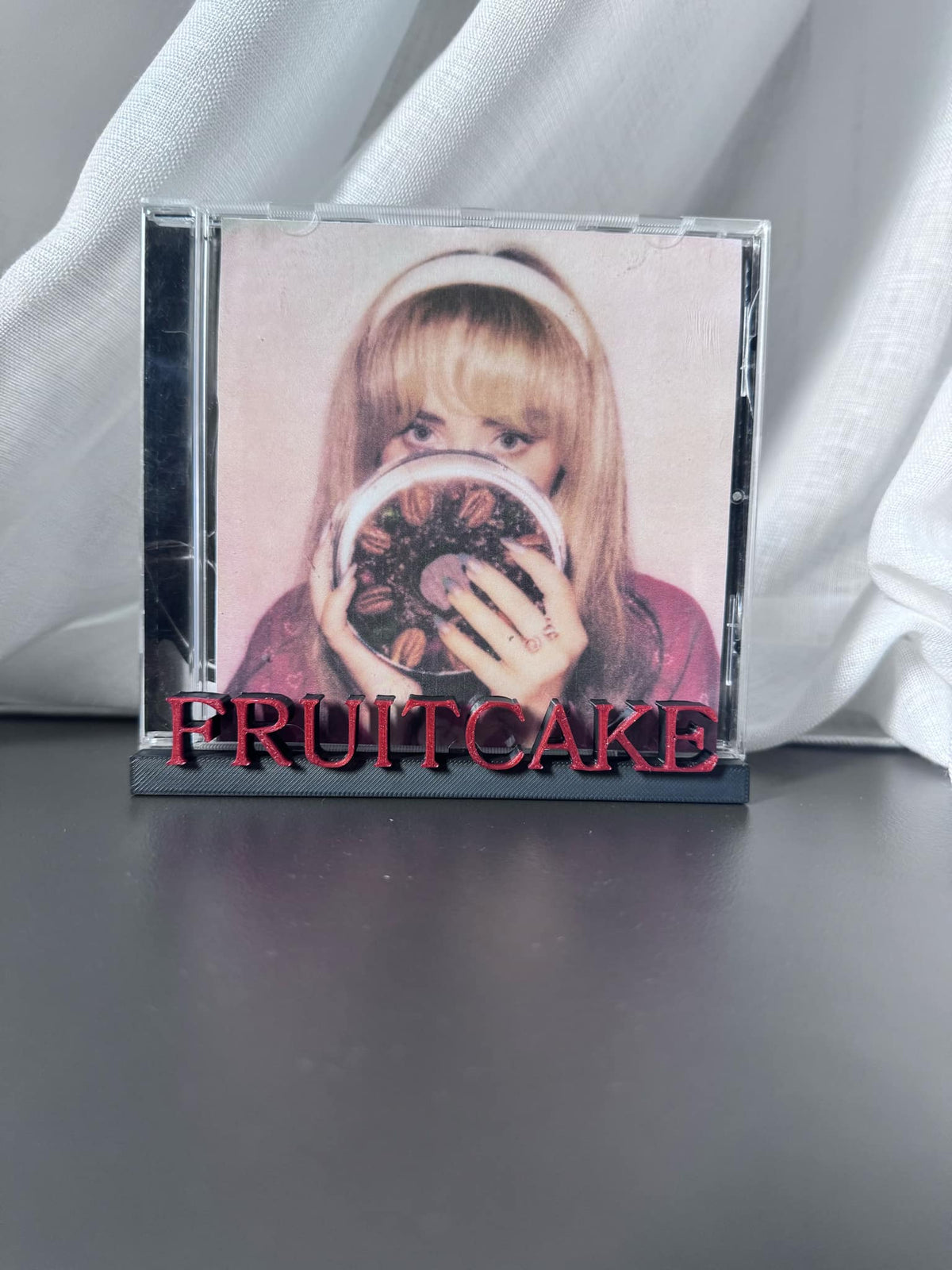 Fruitcake - Sabrina Carpenter (Display Stand)