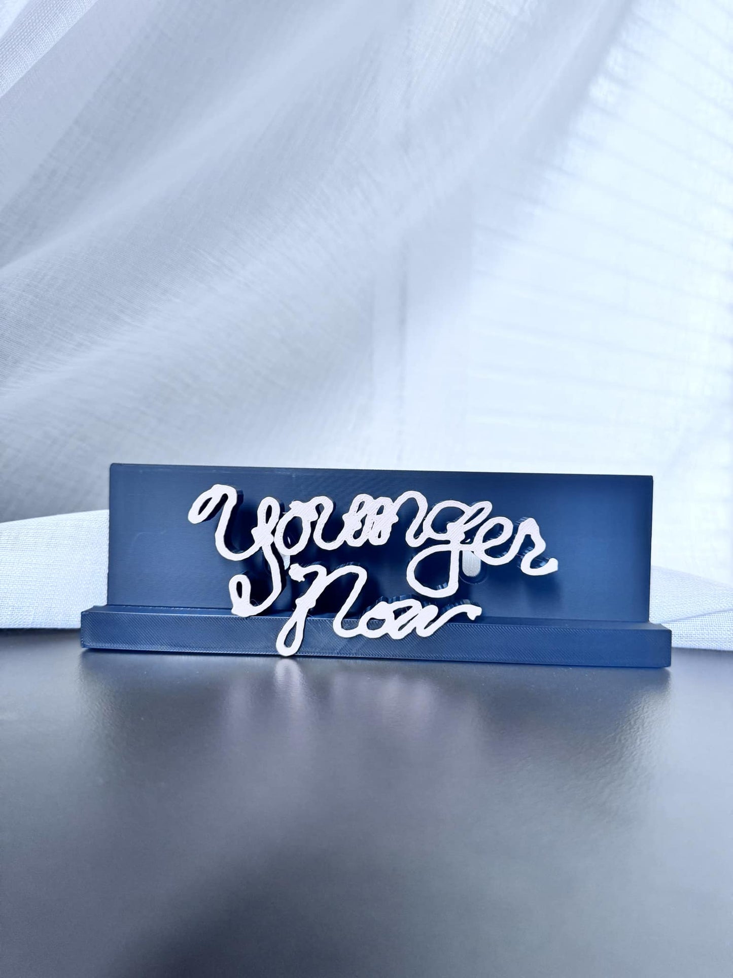 Younger Now - Miley Cyrus (Display Stand)