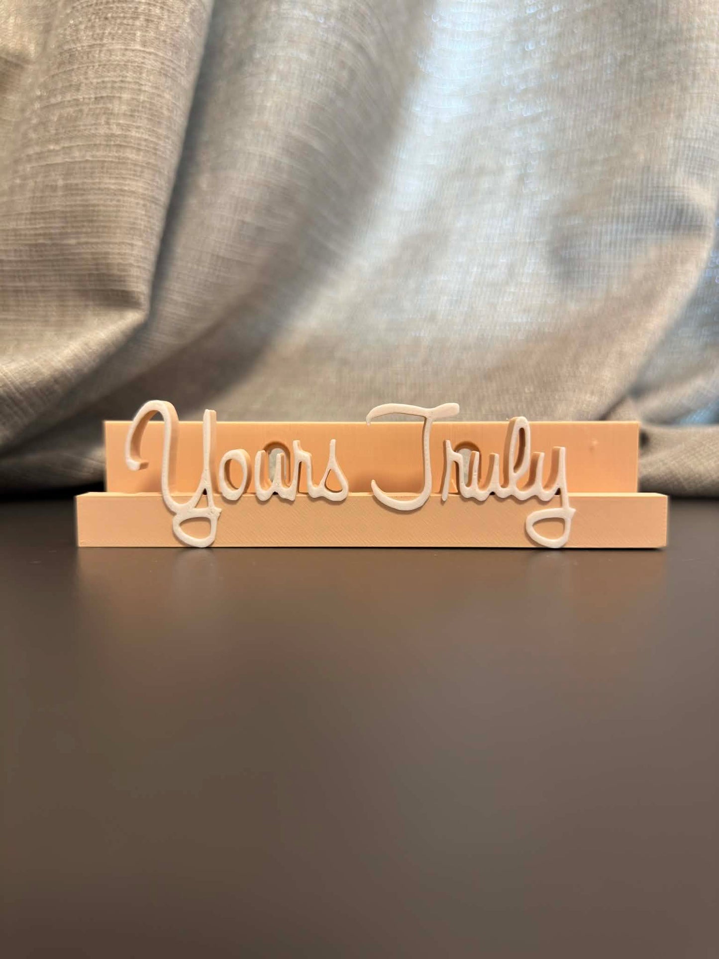 Yours Truly - Ariana Grande(Display Stand)