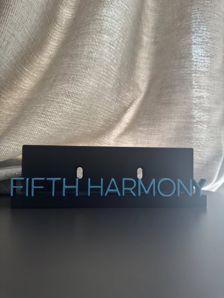 Fifth Harmony - Fifth Harmony (Display Stand)
