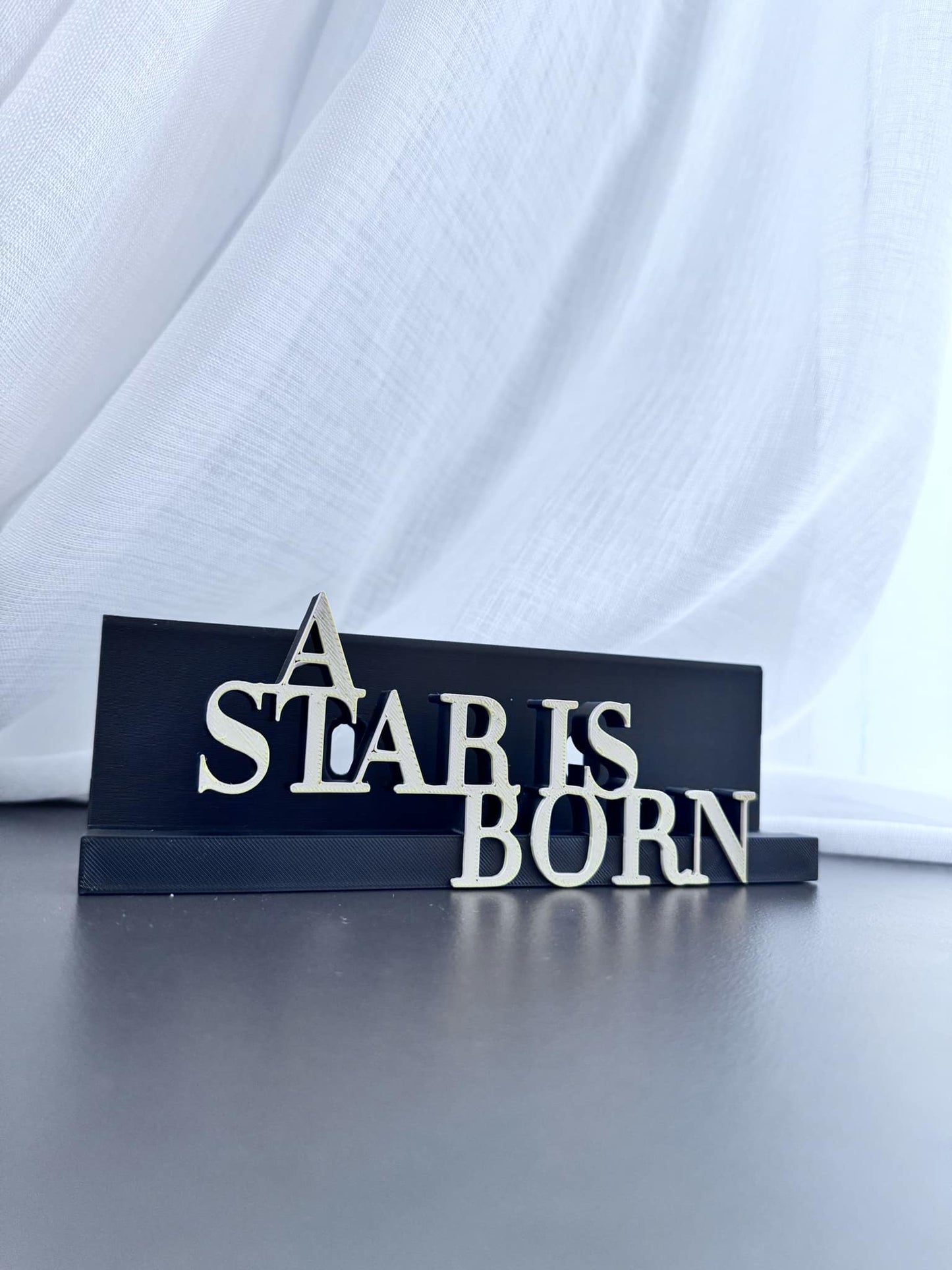 A Star Is Born - Lady Gaga (Display Stand)