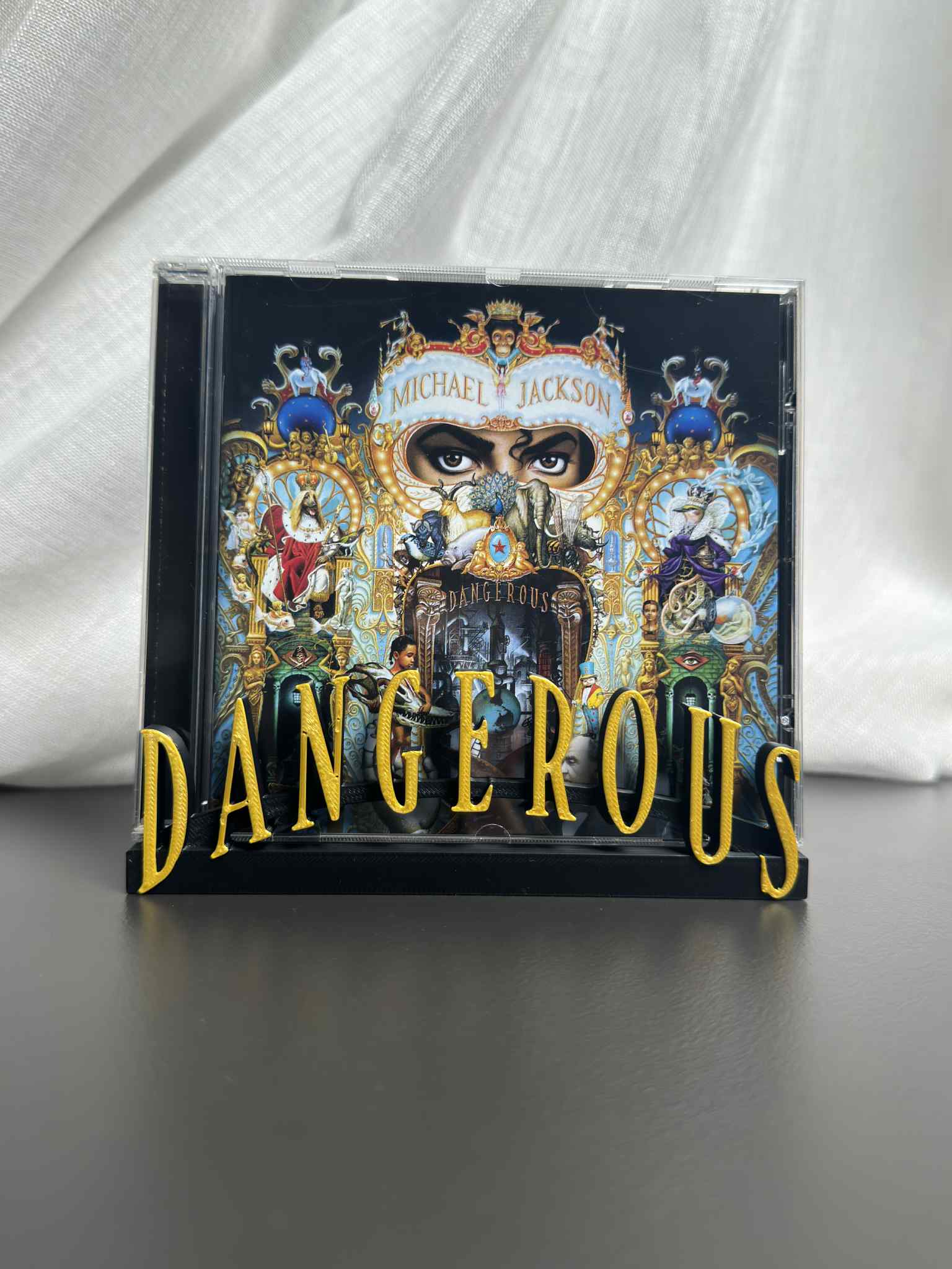 Dangerous - Michael Jackson (Display Stand) – Stand Groove