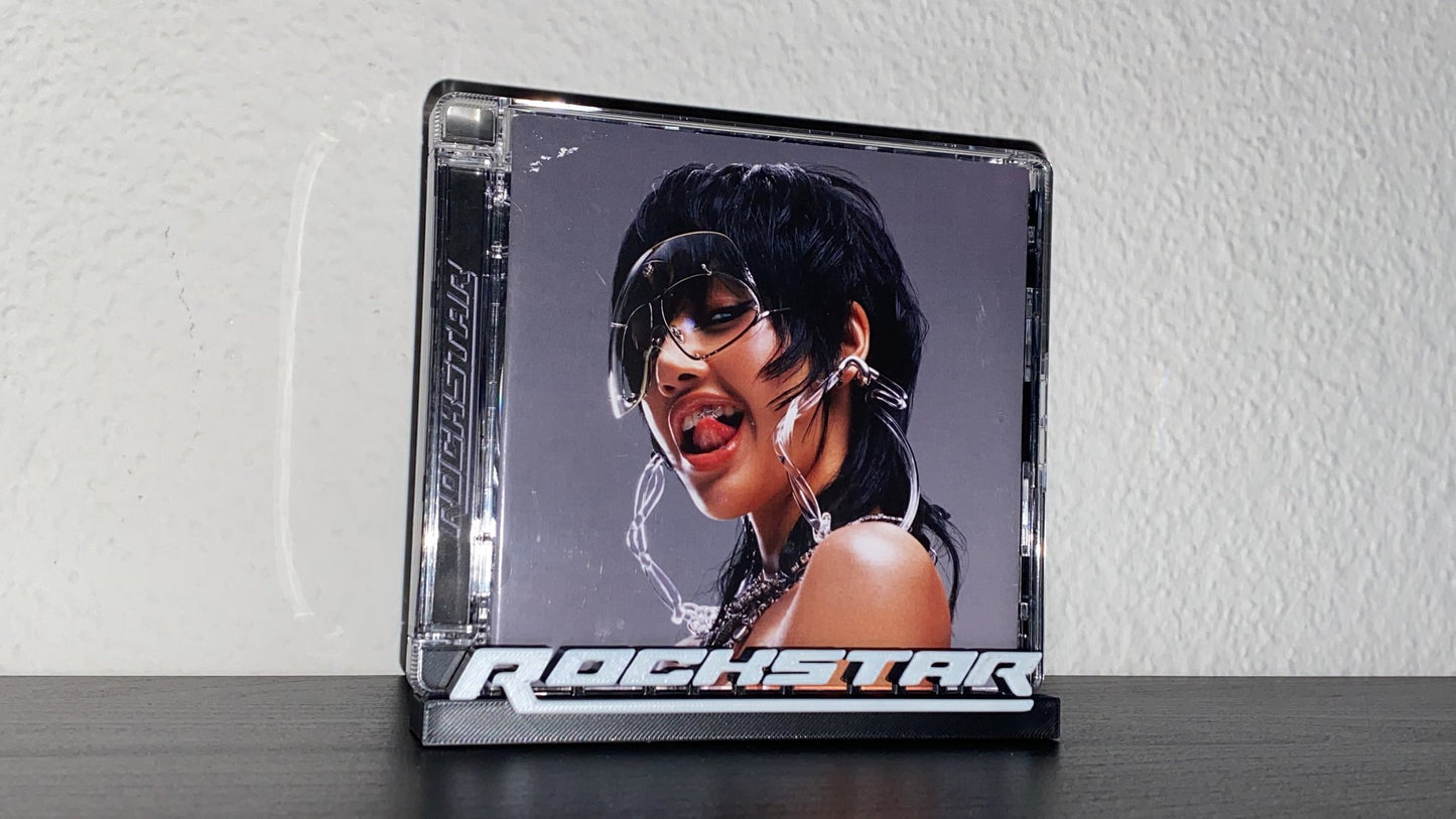 Rockstar - Lisa (Display Stand)