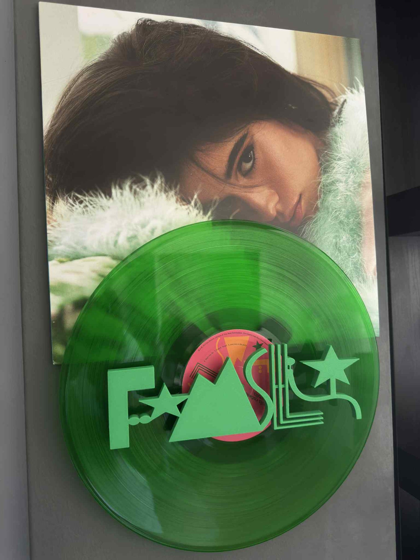 Familia - Camila Cabello (Wall Displayer)