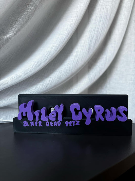 Miley Cyrus & Her Dead Petz - Miley Cyrus (Display Stand)