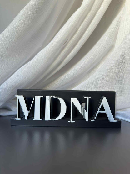 Madonna (Bundle)