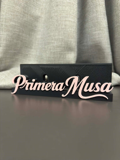 Primera Musa - Omar Courtz (Display Stand)