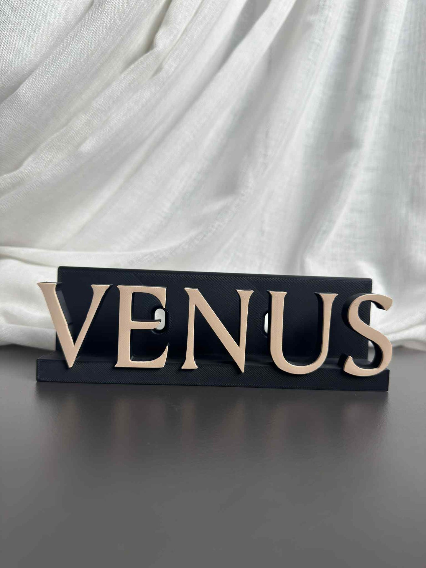 Venus - Zara Larsson (Display Stand)