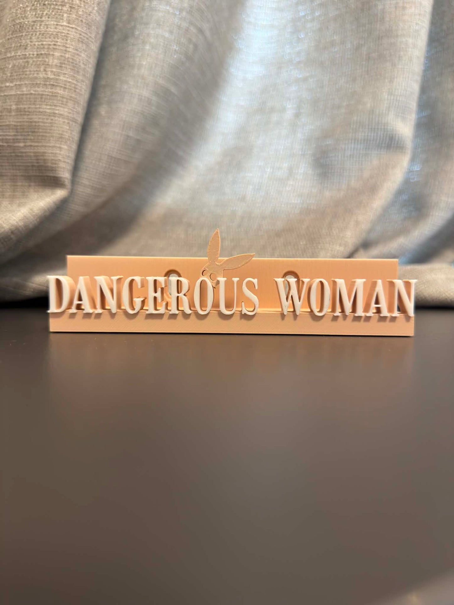 Dangerous Woman - Ariana Grande (Display Stand)