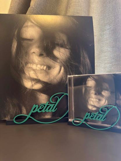Petal - Ariana Grande (Display Stand)