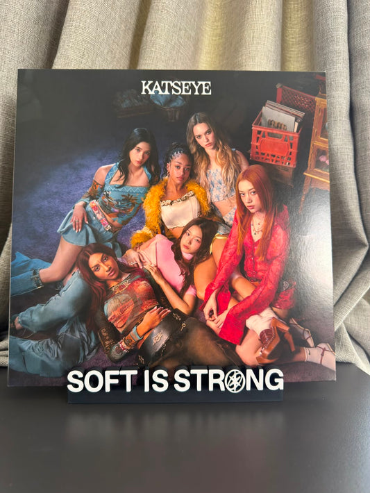 Soft Is Strong - KATSEYE(Display Stand)