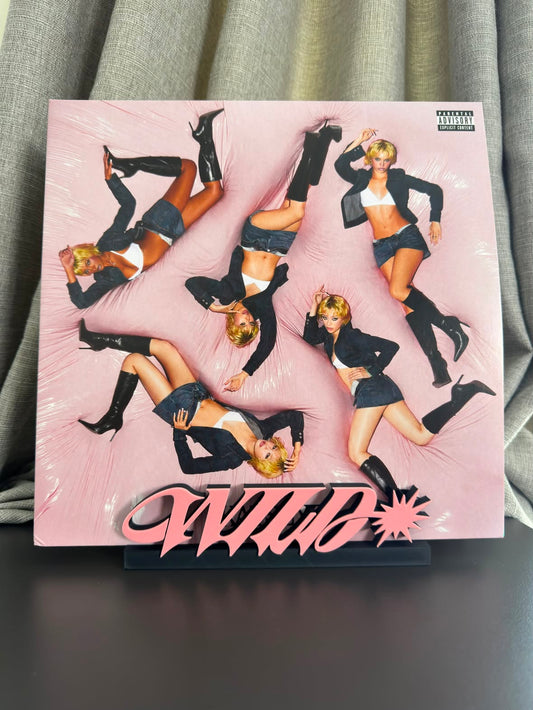 Wild - KATSEYE (Display Stand)