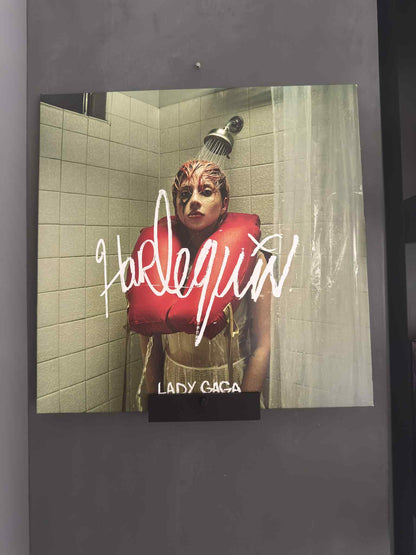 Harlequin - Lady Gaga (Wall Displayer)
