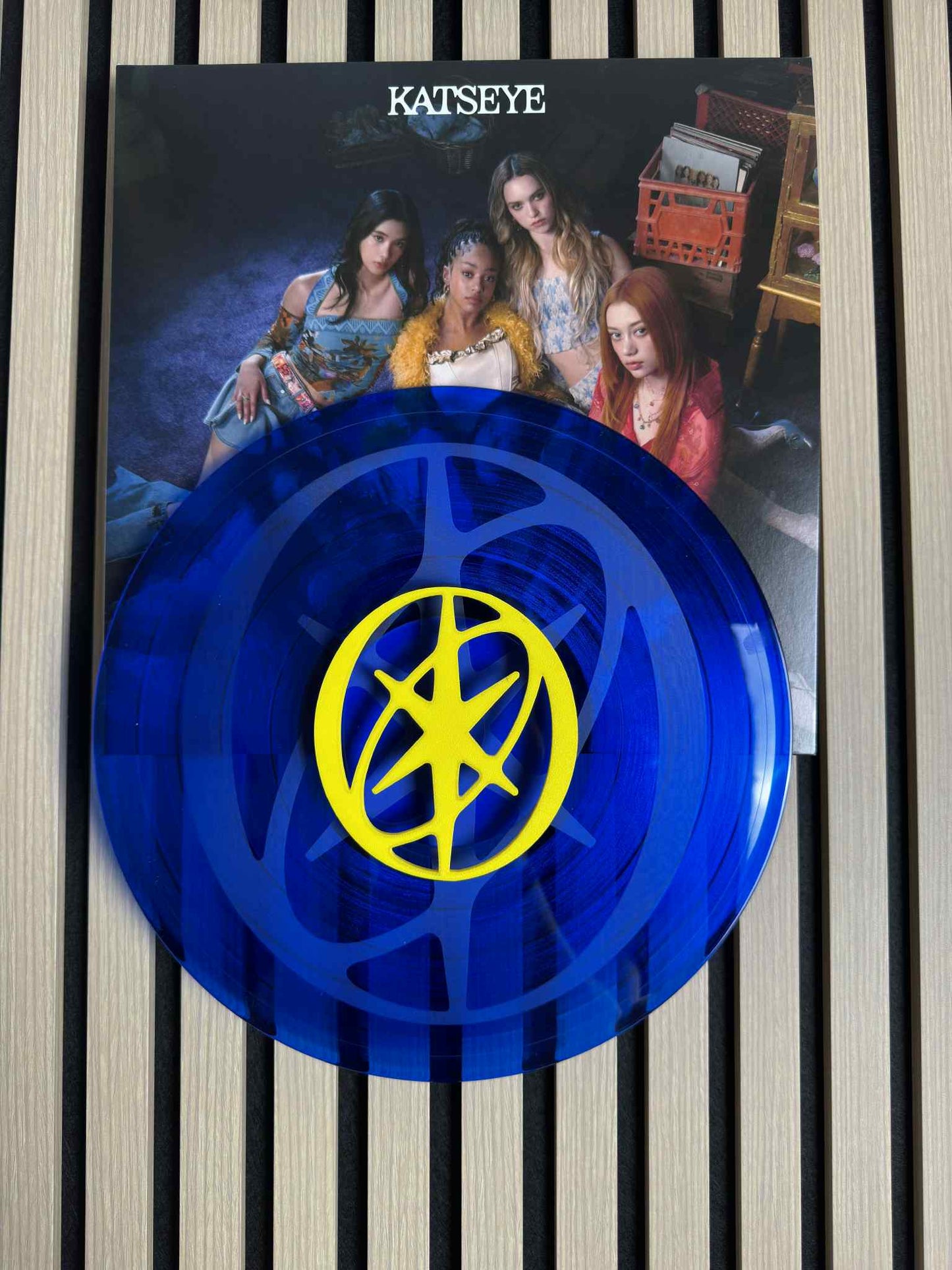 Katseye (Wall Displayer)