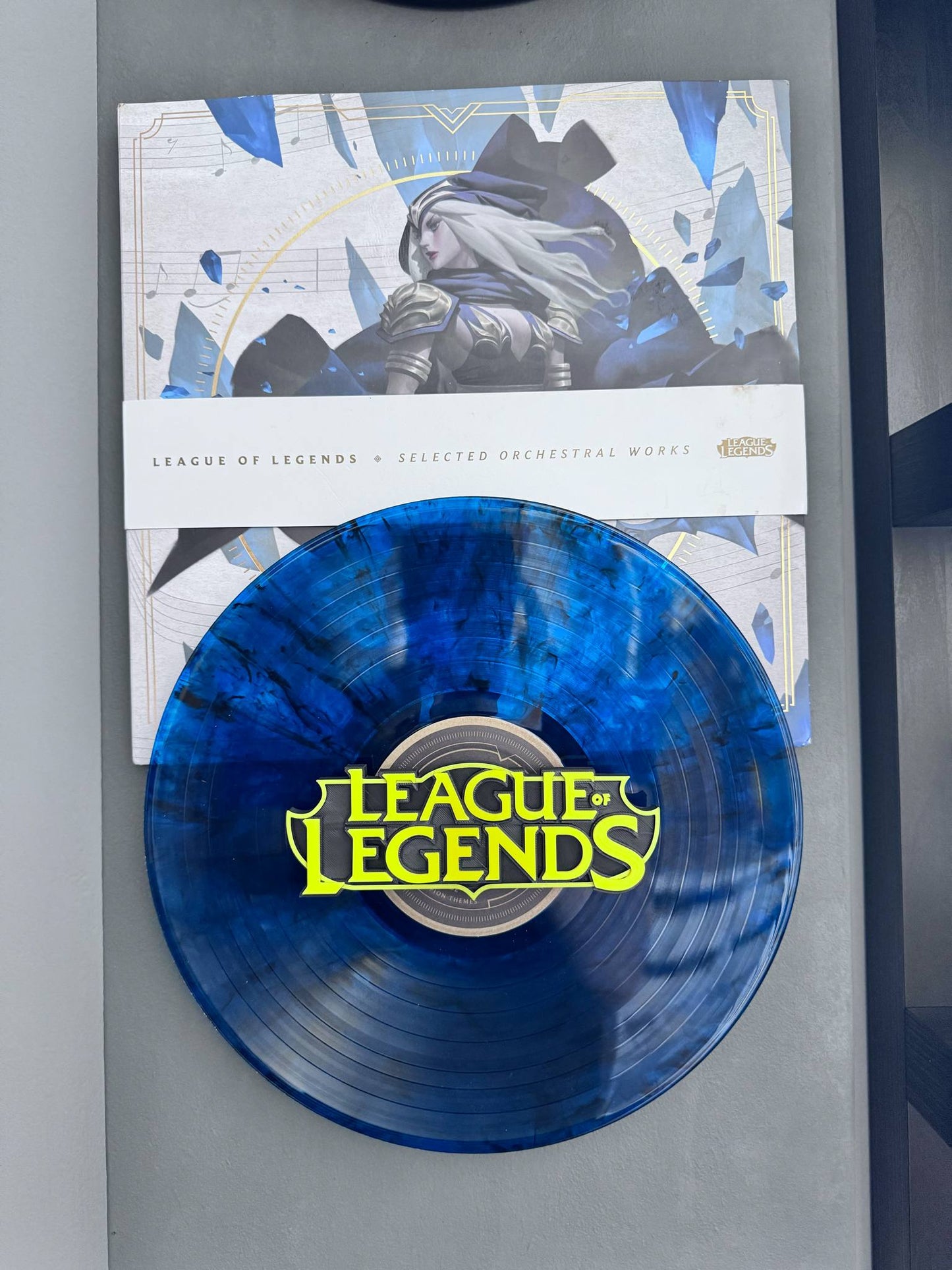 League Of Legends (Wall Displayer)