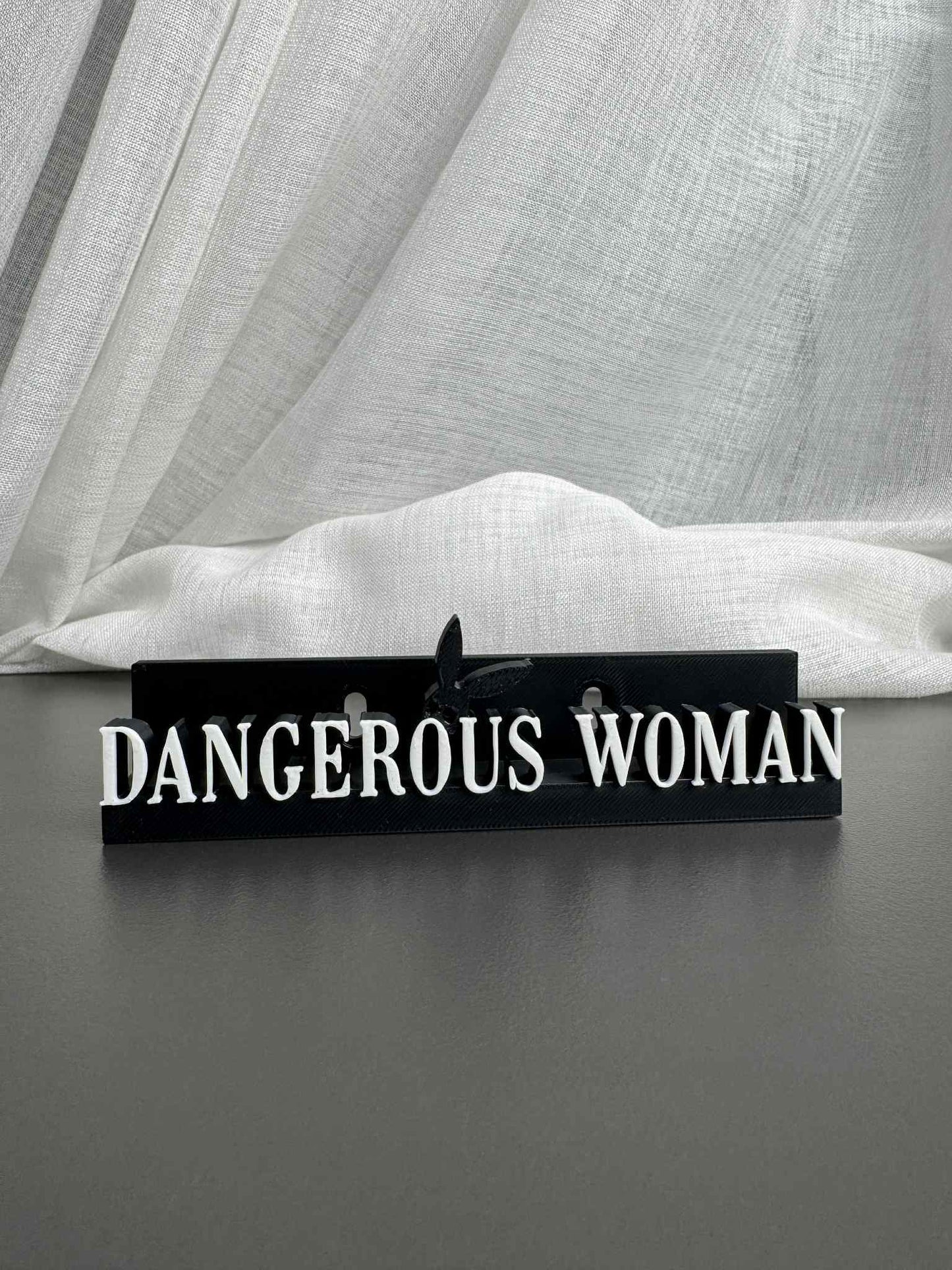 Dangerous Woman - Ariana Grande (Display Stand)