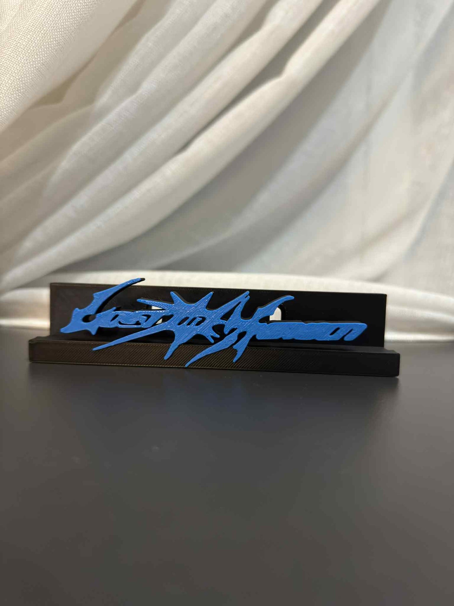 Lost In Heaven - Chase Atlantic (Display Stand)
