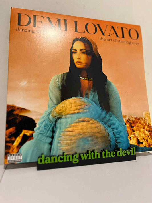 Dancing with the devil - Demi Lovato (Display Stand)