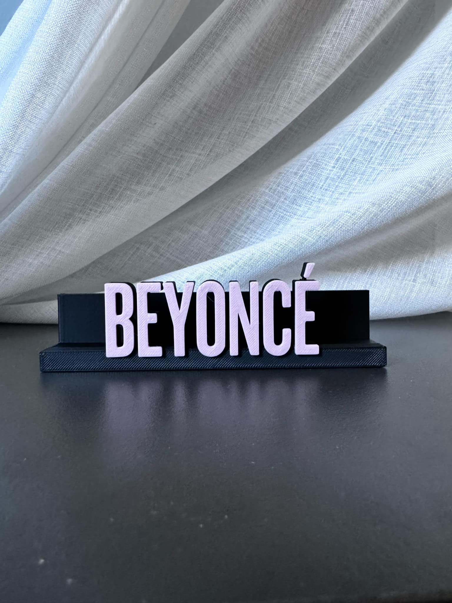 Beyonce - Beyonce (Display Stand) – Stand Groove
