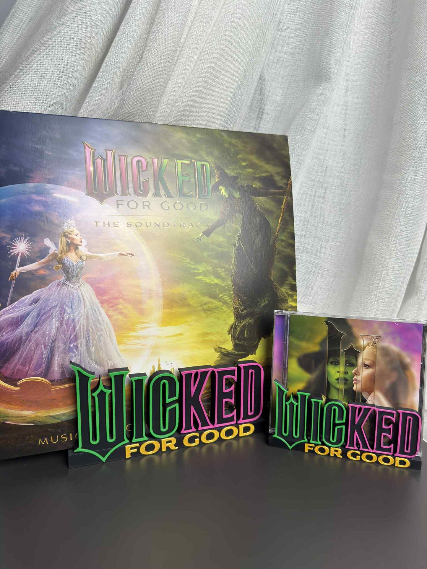 Ariana Grande (Bundle)