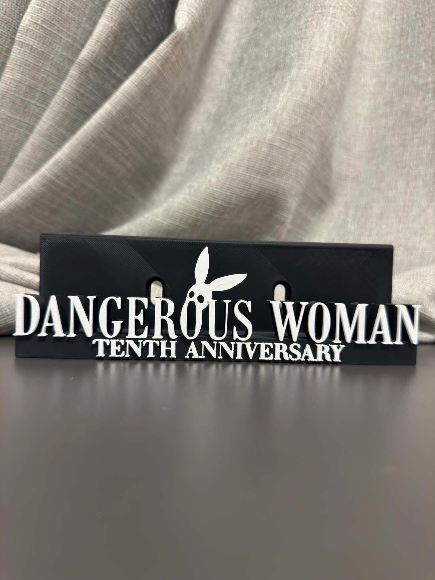 Dangerous Woman (10th Anniversary) - Ariana Grande (Display Stand)