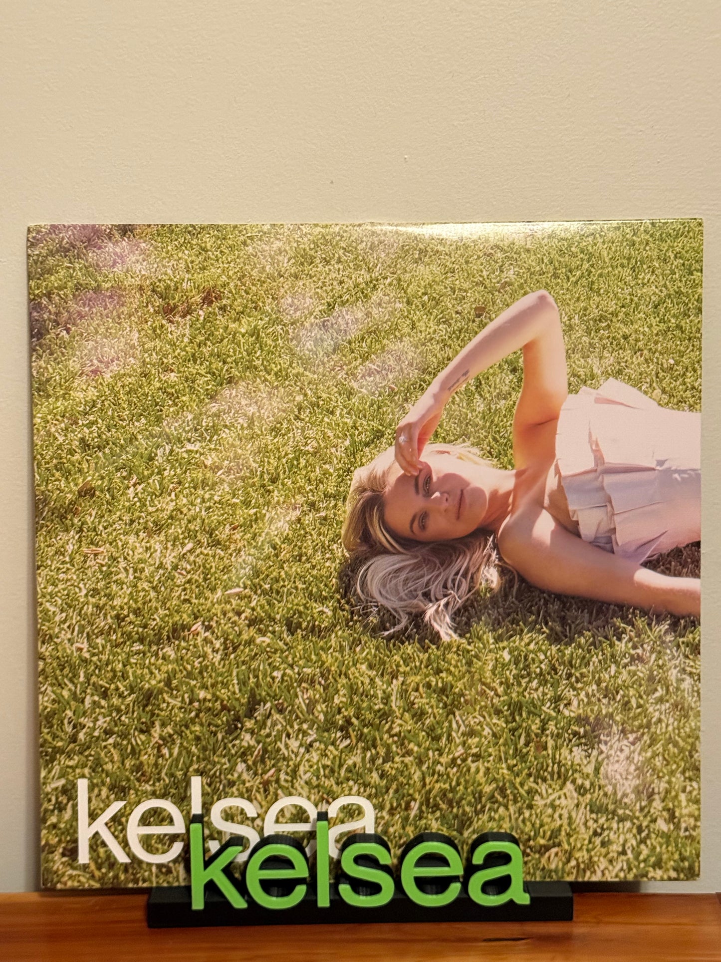 Kelsea - Kelsea Ballerini (Display Stand)
