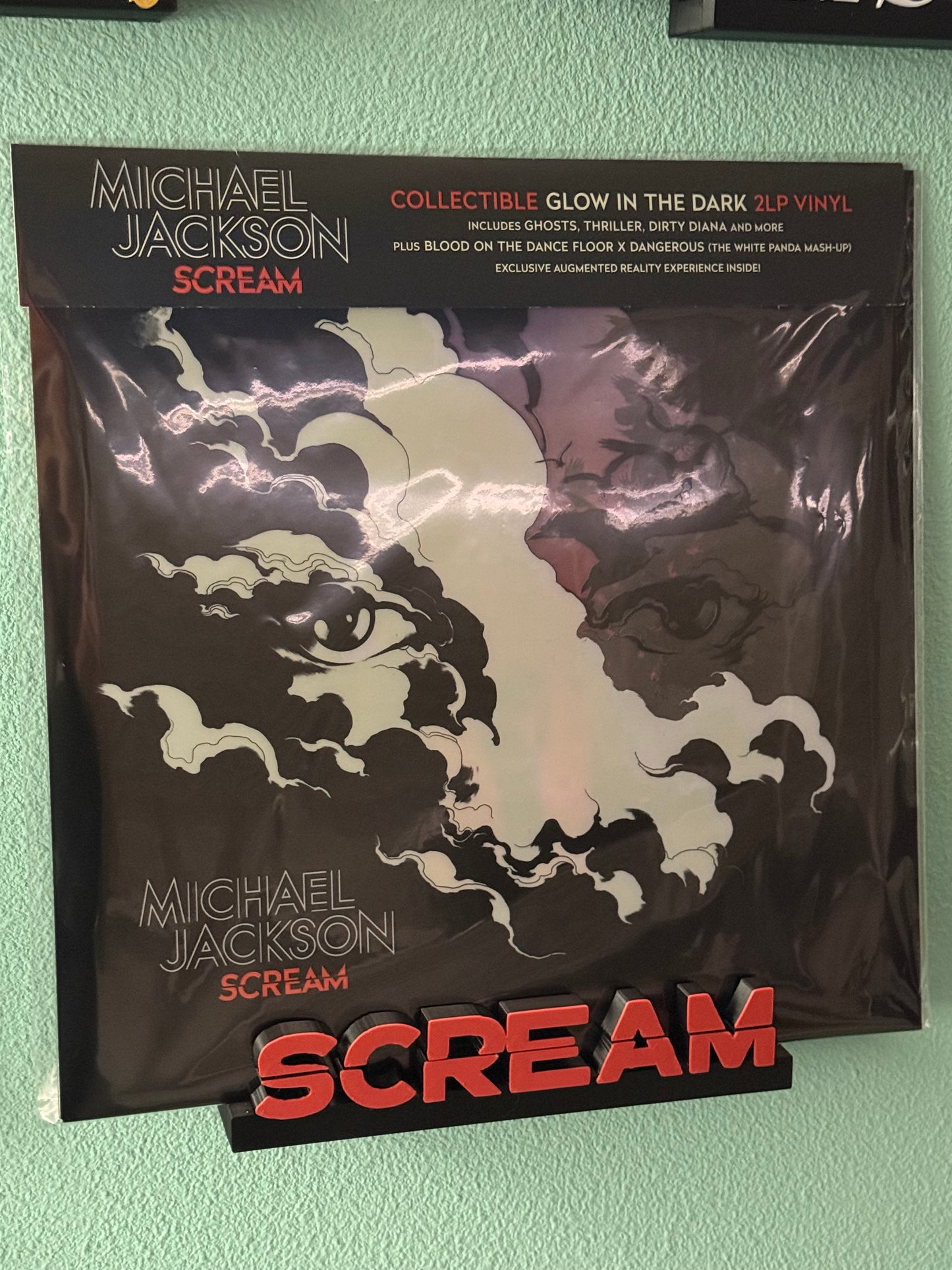 Scream - Michael Jackson (Display Stand)