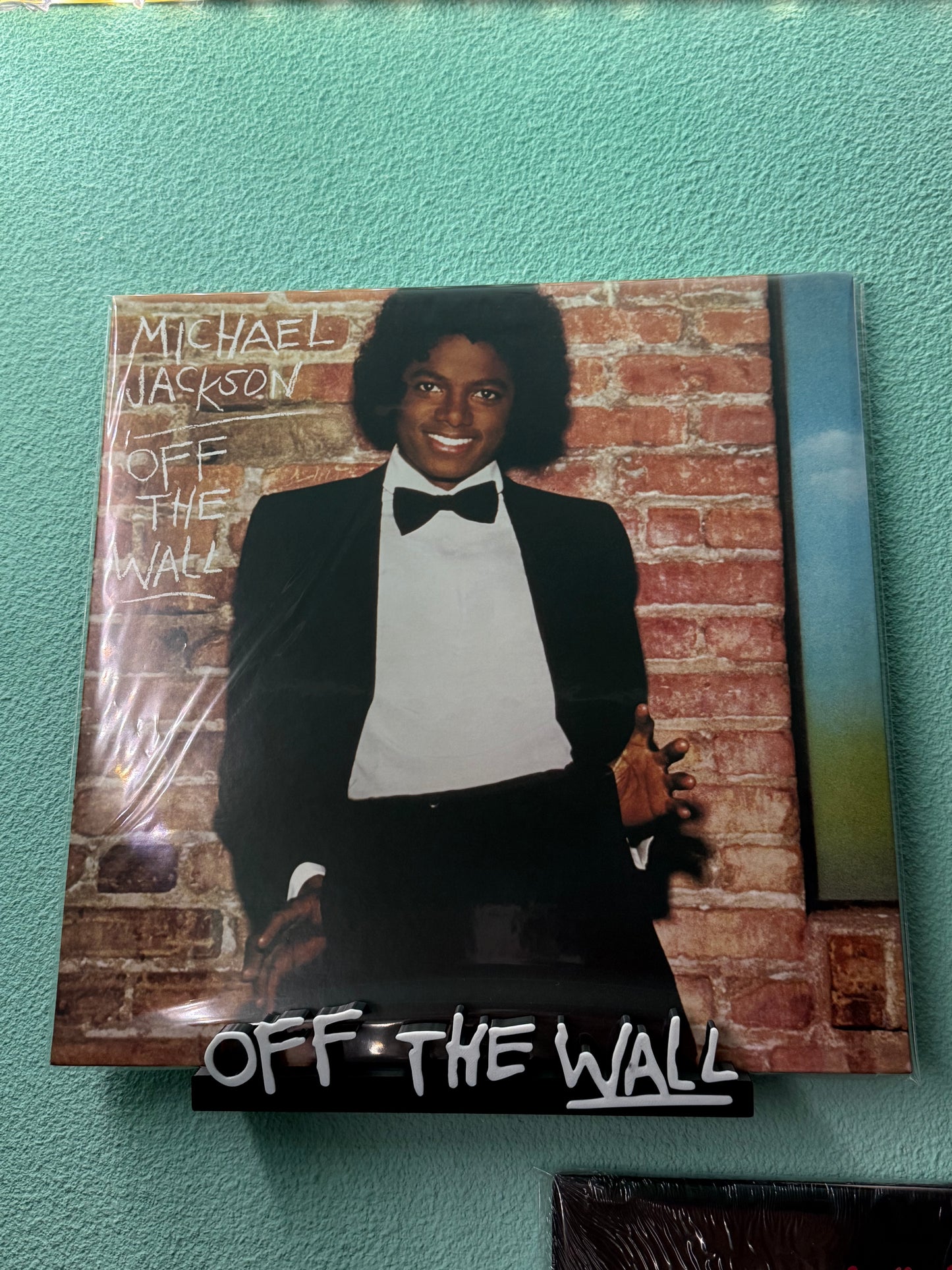 Off The Wall - Michael Jackson (Display Stand)