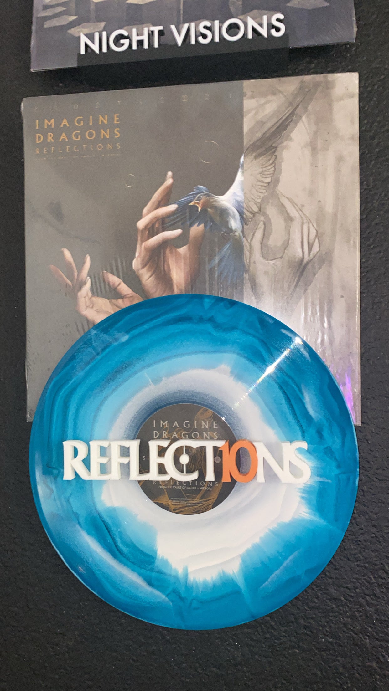Reflections - Imagine Dragons (Wall Displayer)