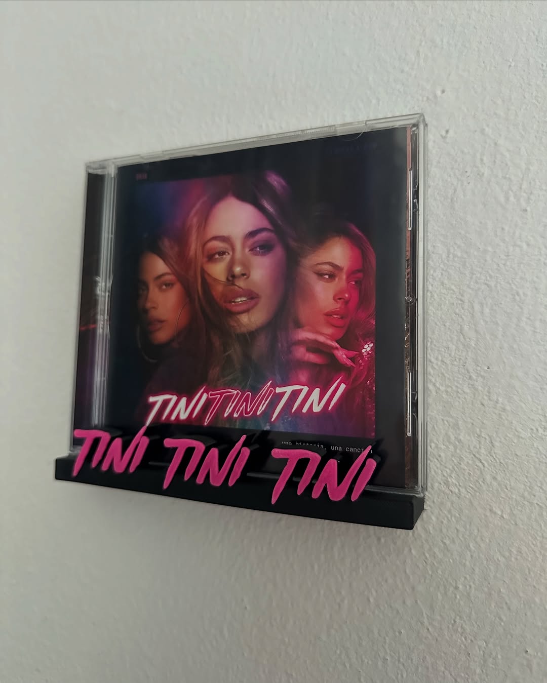 Tini Tini Tini - TINI (Display Stand)