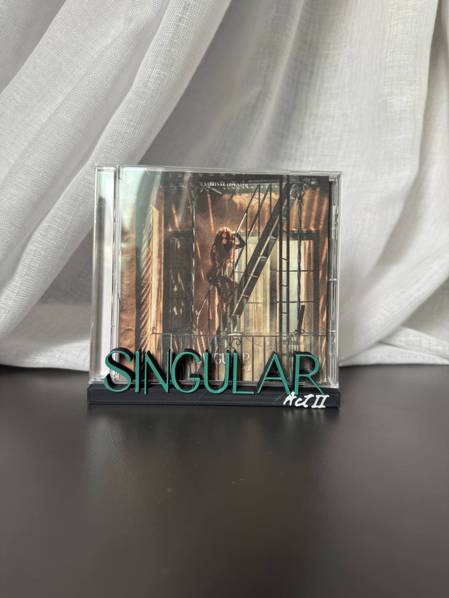 Singular Act II - Sabrina Carpenter (Display Stand)