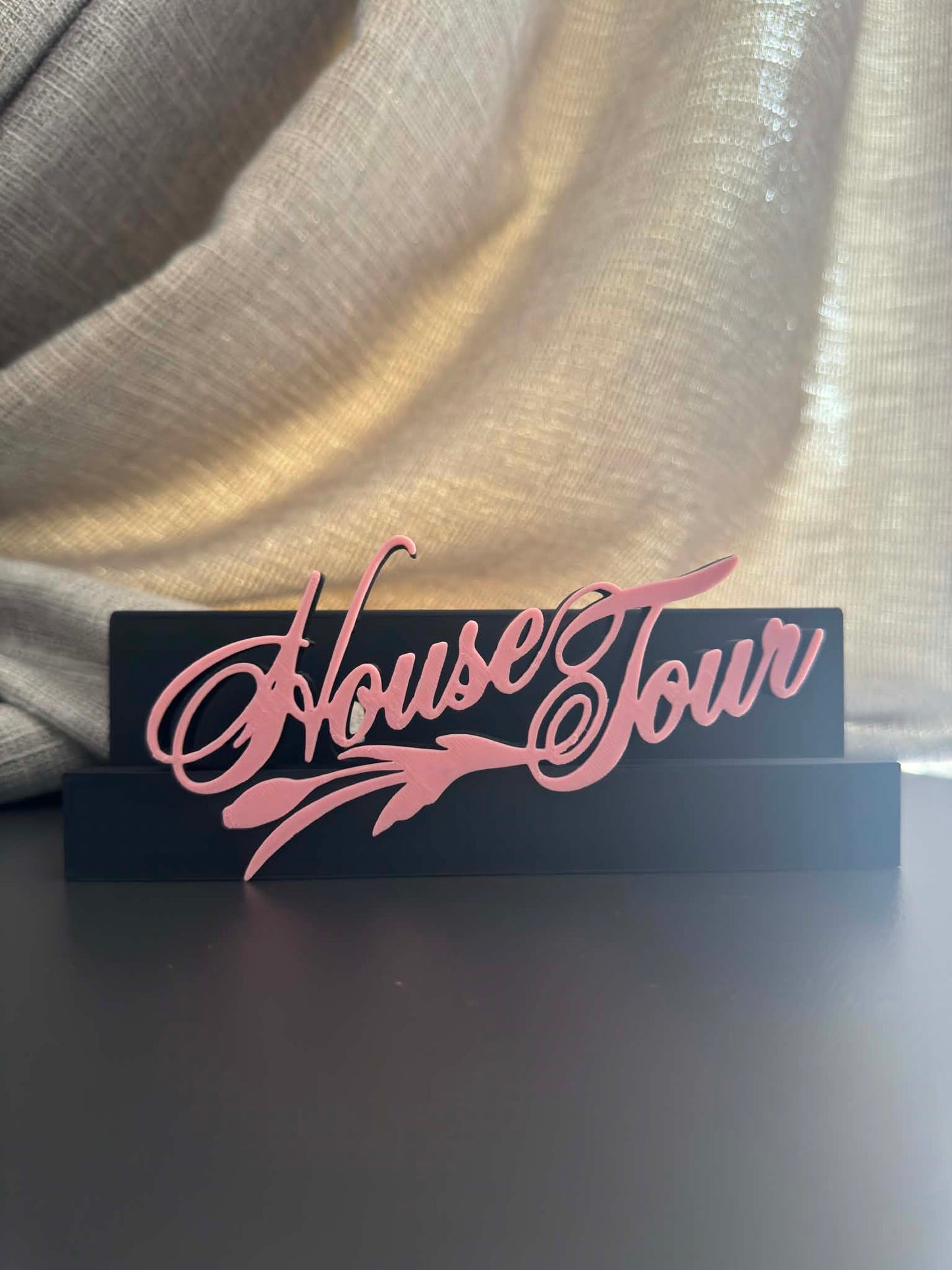 House Tour - Sabrina Carpenter (Display Stand)