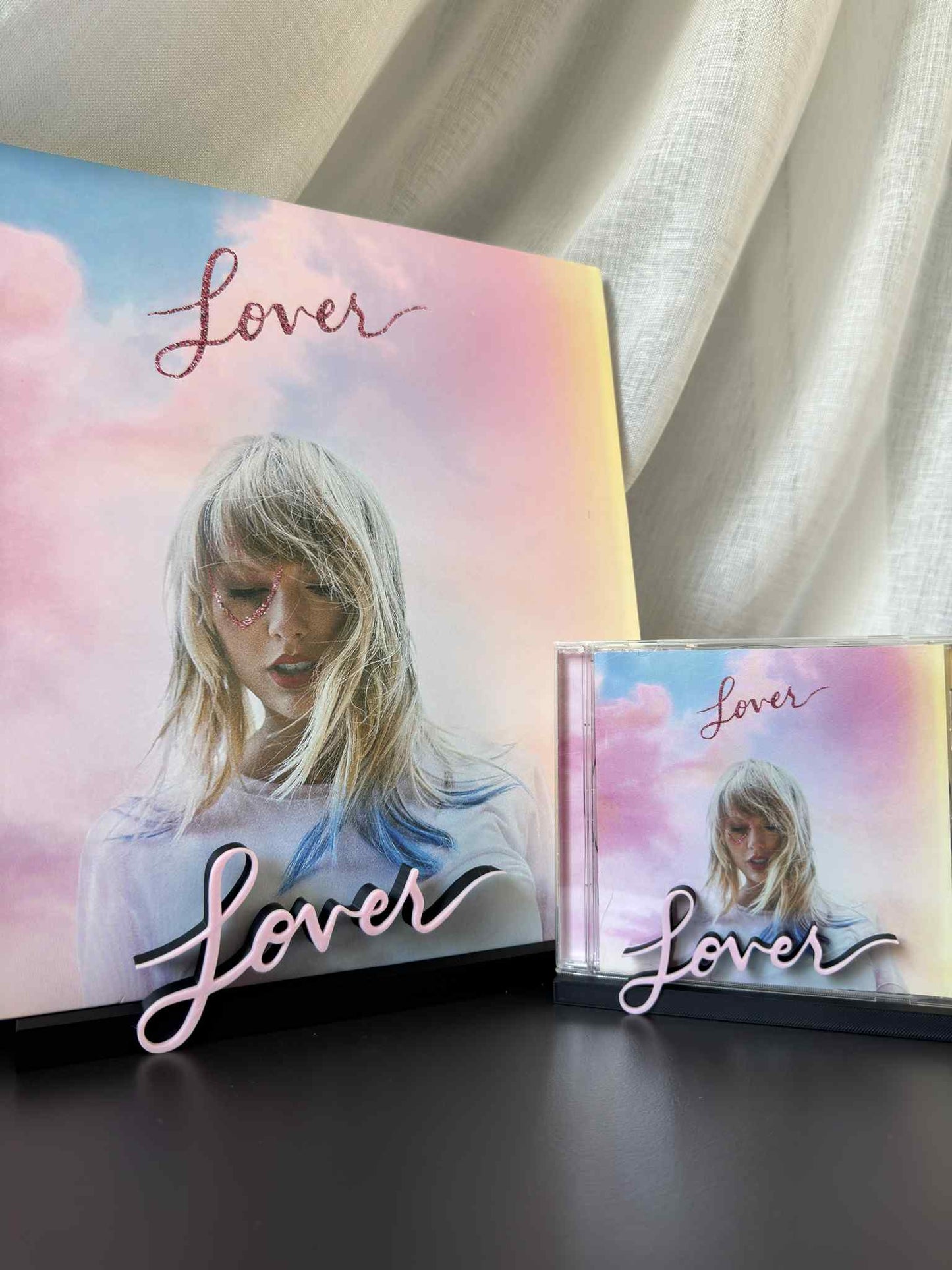 Lover - Taylor Swift (Display Stand)