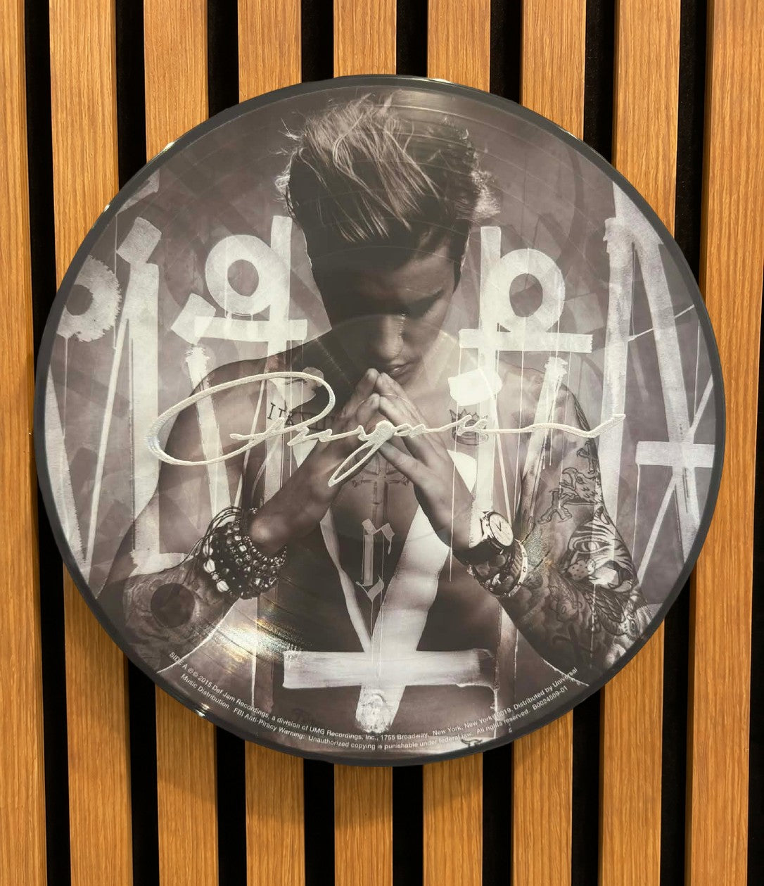 Purpose - Justin Bieber (Wall Displayer)
