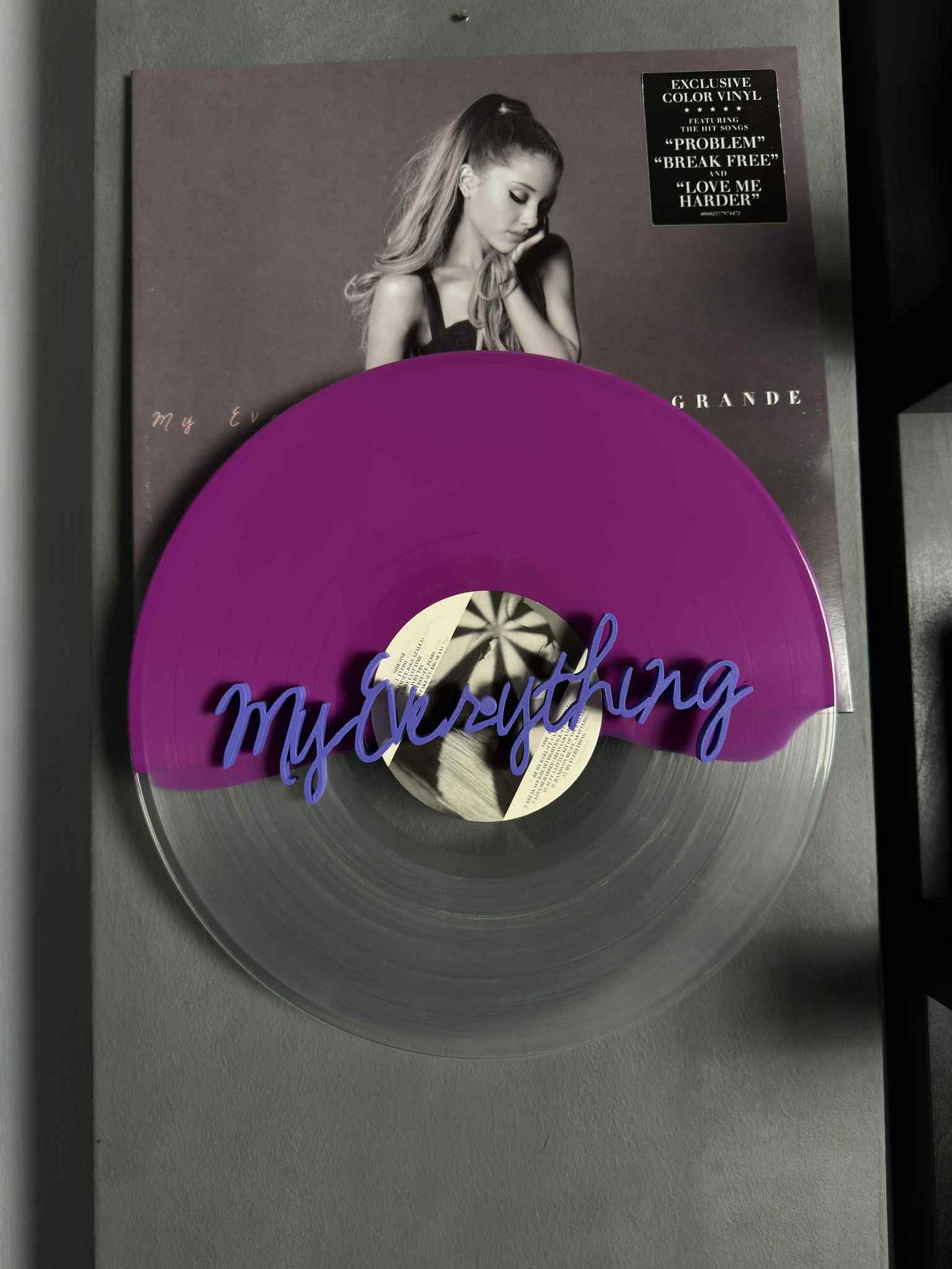 My Everything - Ariana Grande (Wall Displayer)