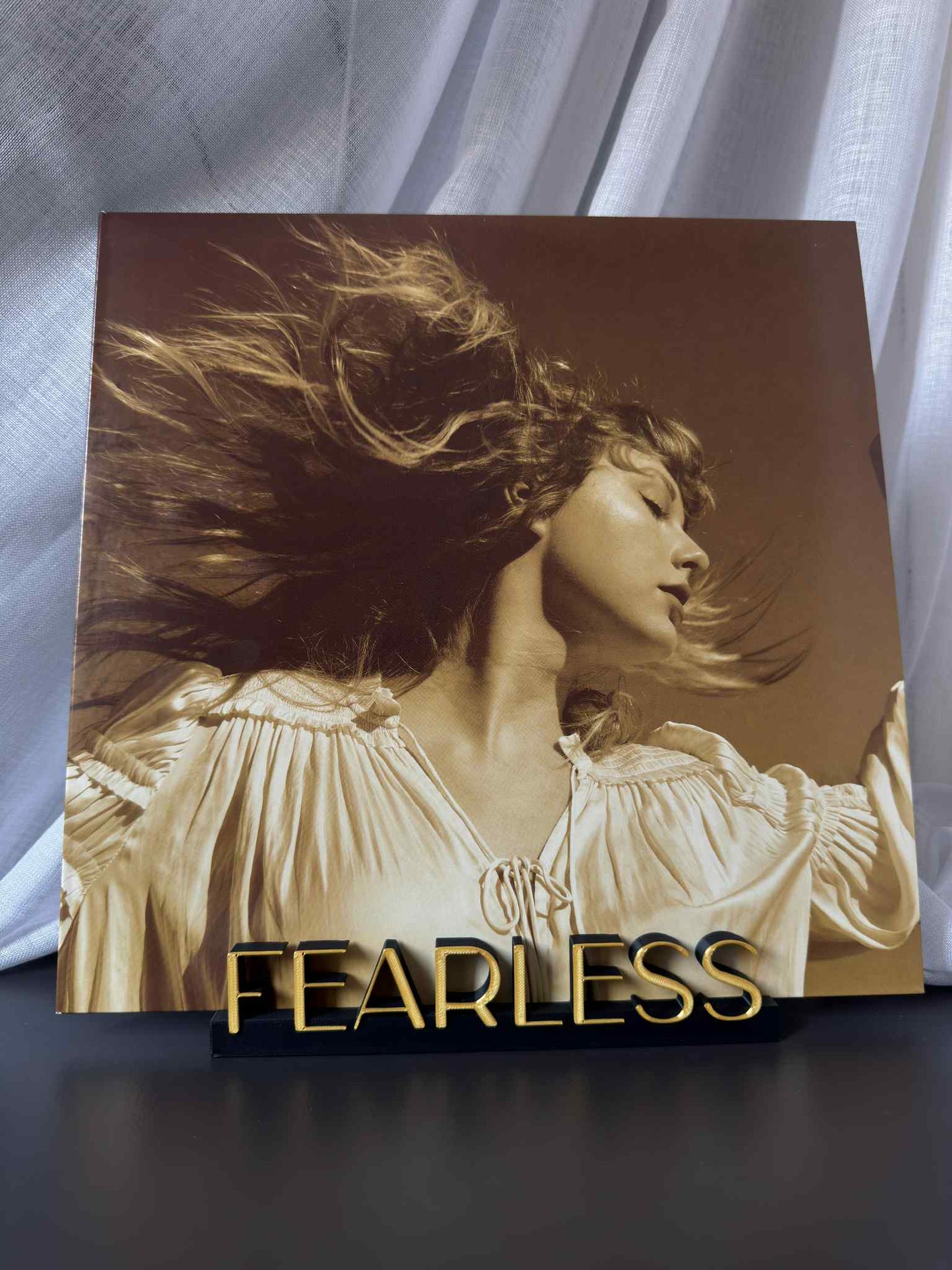 Fearless - Taylor Swift (Display Stand)