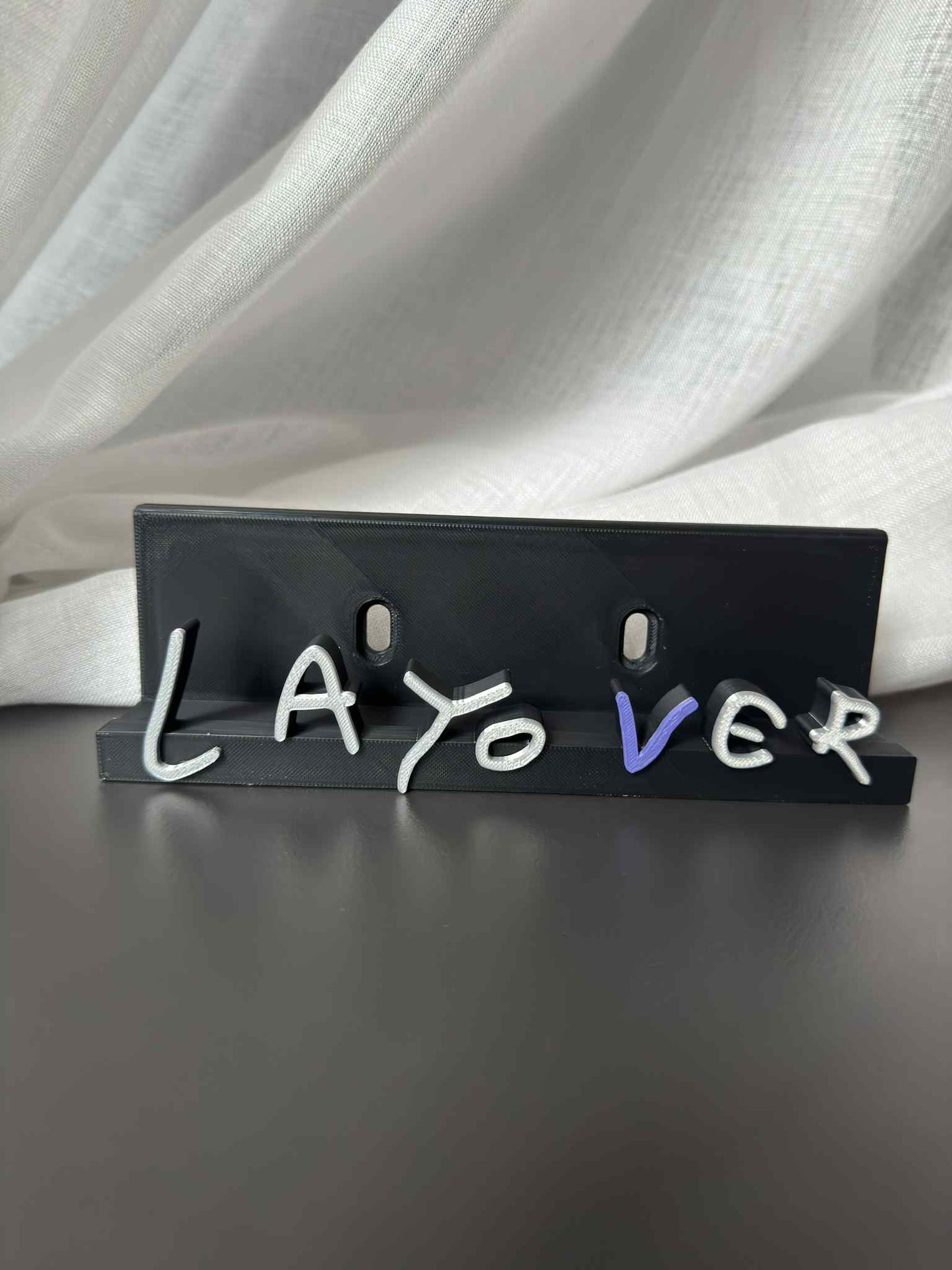 Layover - V (Display Stand)