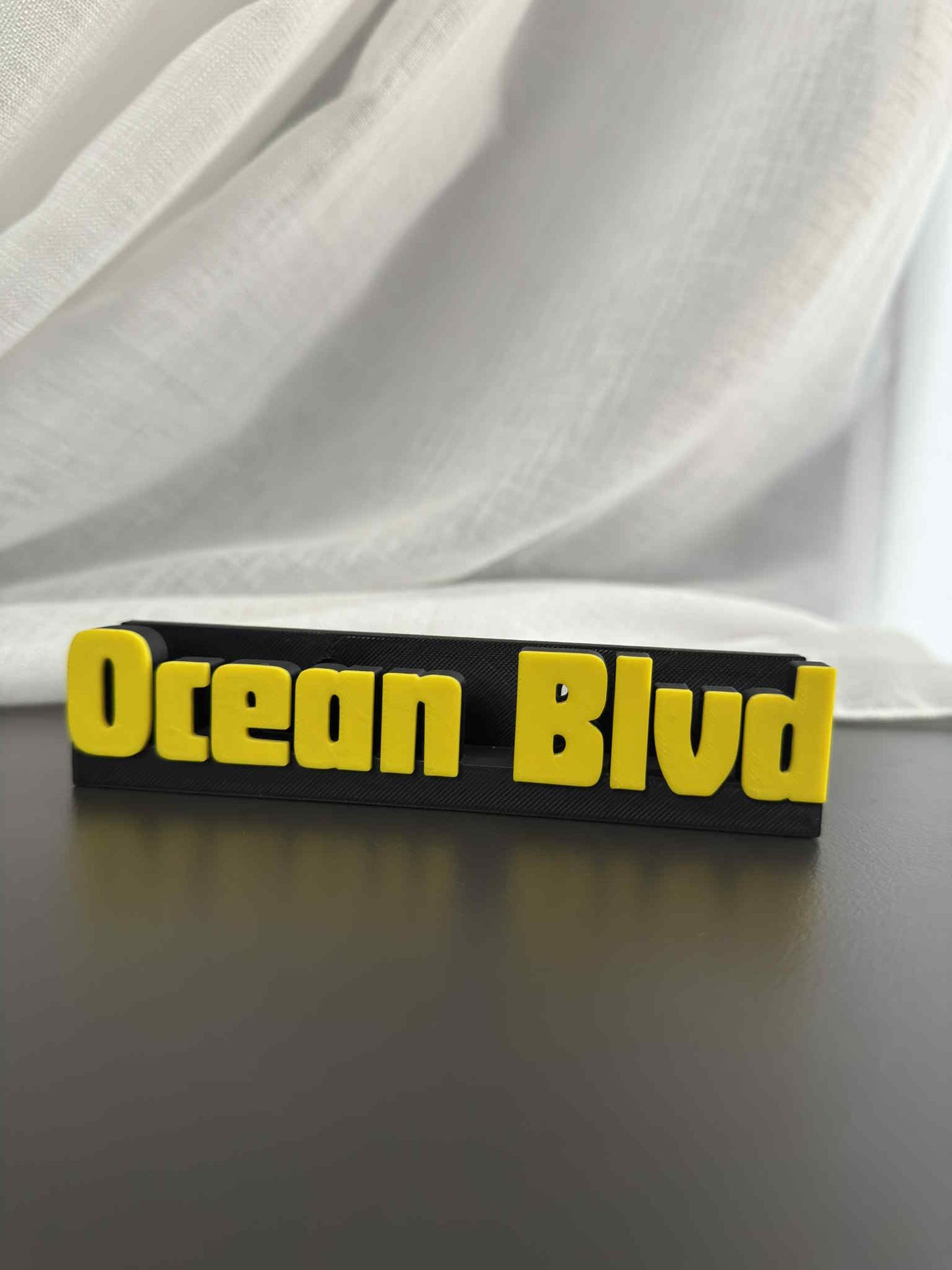 Did You Know That There's a Tunnel Under Ocean BLVD - Lana Del Rey (Display Stand)