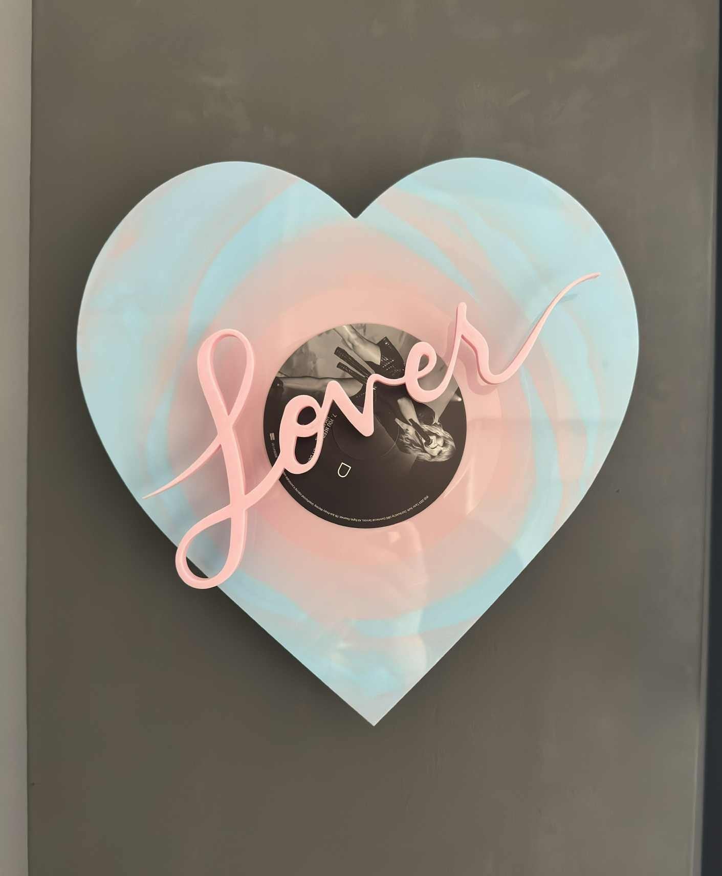 Lover - Taylor Swift (Wall Displayer)