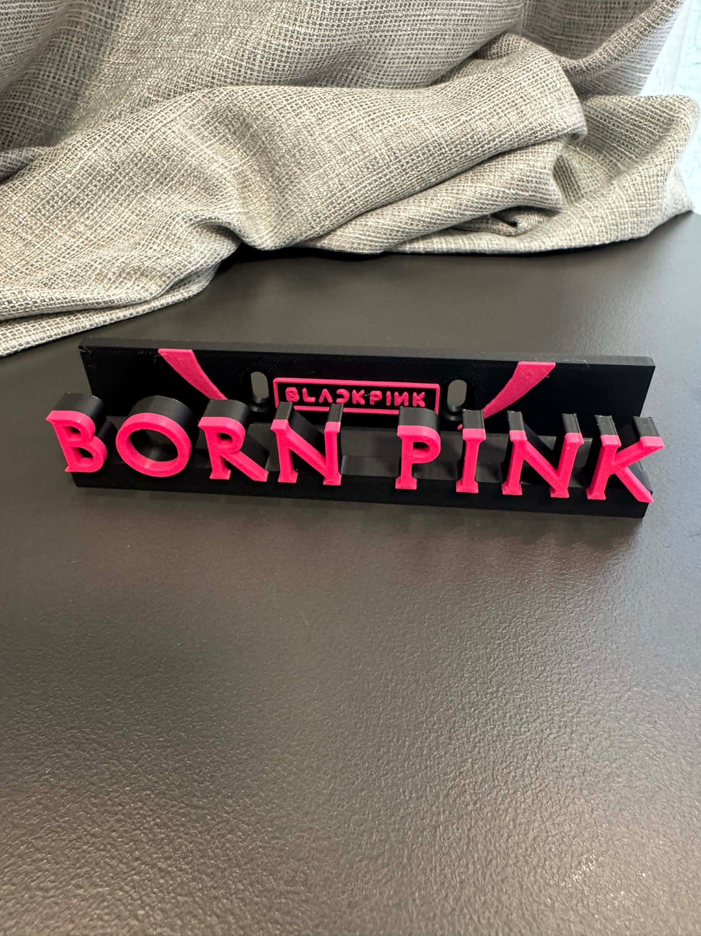 Bornpink - Blackpink (Display Stand)