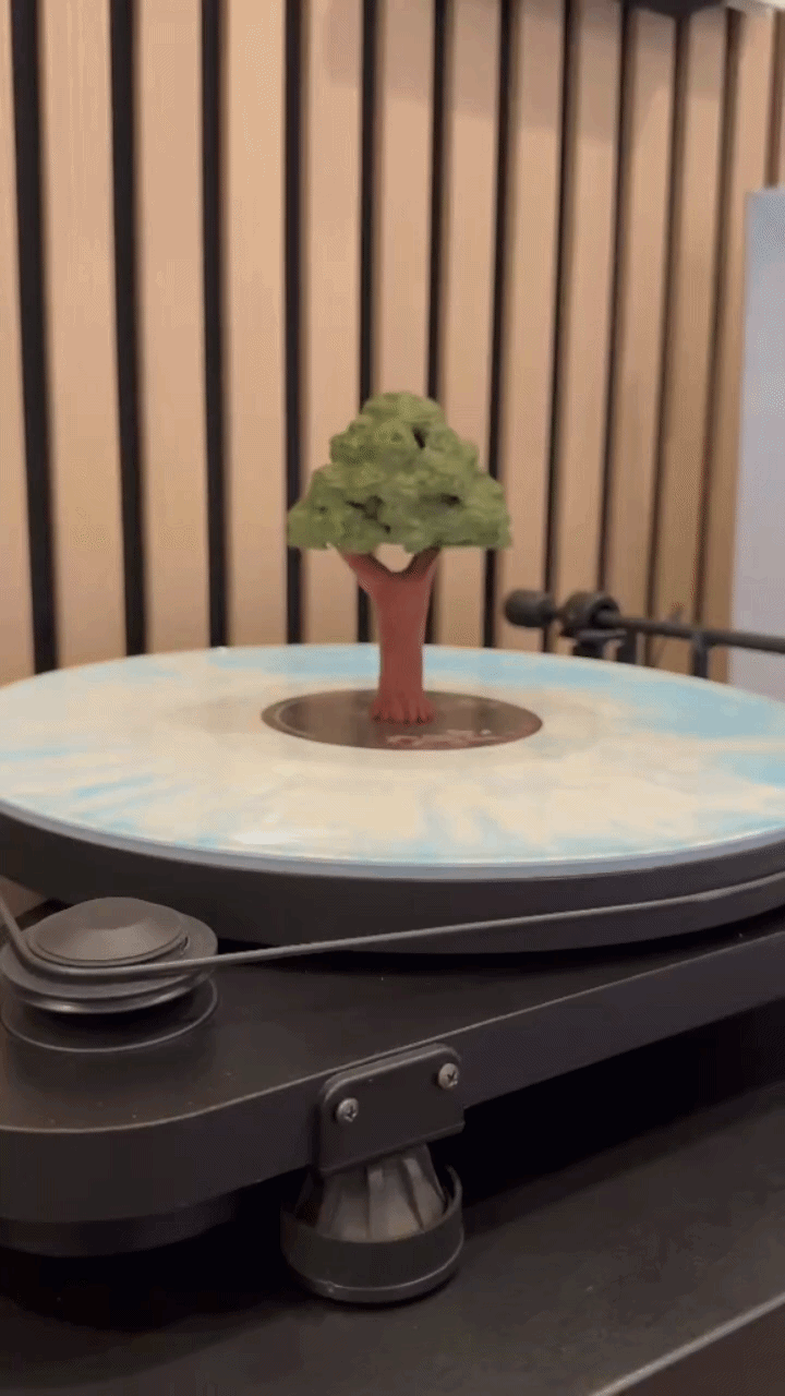 Tree (Vinyl Charm)