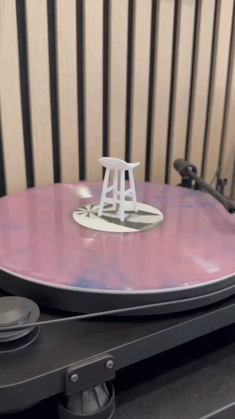 My Everything Stool (Vinyl Charm)