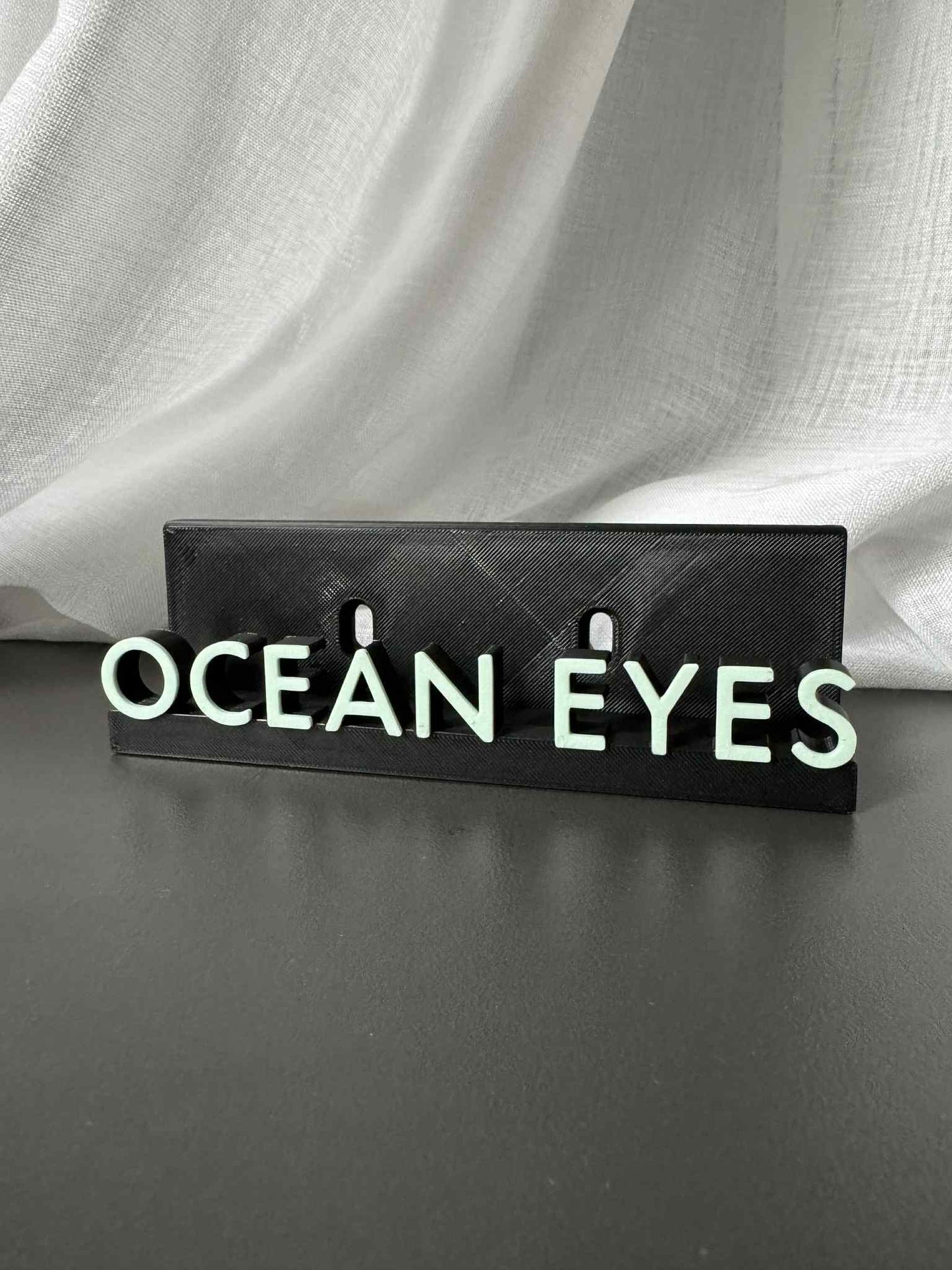 Ocean Eyes - Billie Eilish (Display Stand)