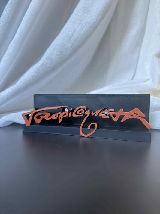 Tropicoqueta - Karol G (Display Stand)