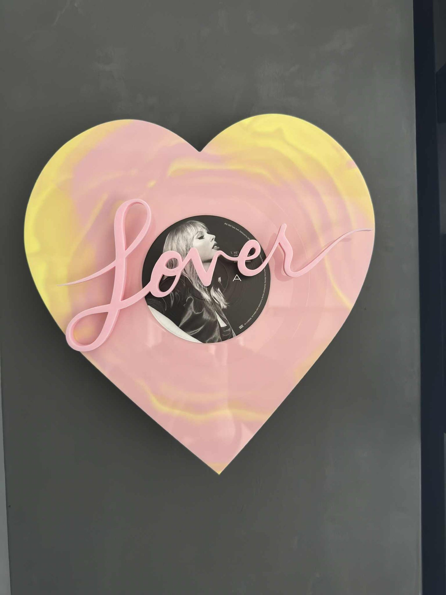 Lover - Taylor Swift (Wall Displayer)